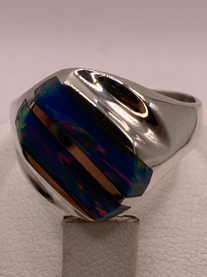 Anillo de Plata Ley 950 con Piedra Ópalo de Fuego Multicolor, vista de detalle
