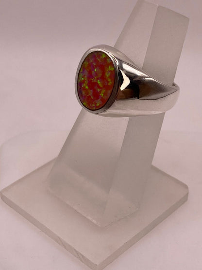 Anillo de Plata Ley .925 con Ópalo de Fuego Ovalado, vista lateral