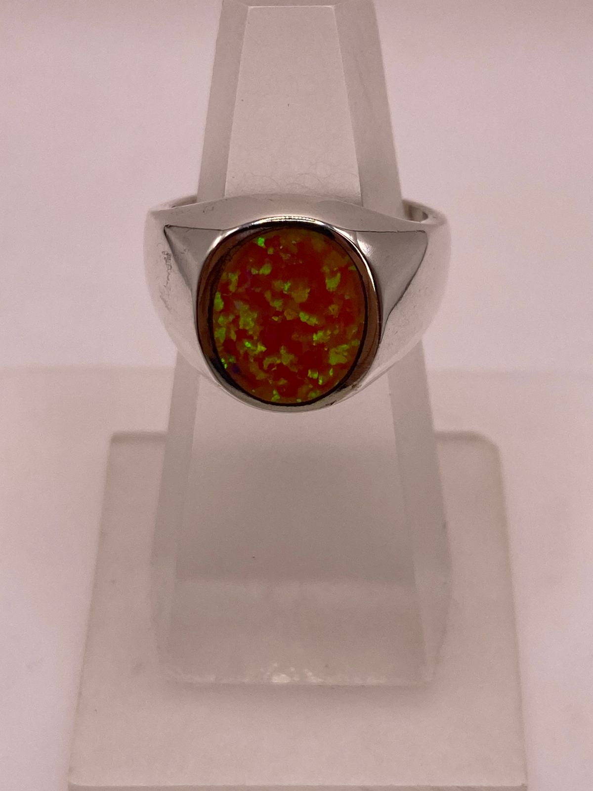 Anillo de Plata Ley .925 con Ópalo de Fuego Ovalado, sello de autenticidad Plata Ley .925
