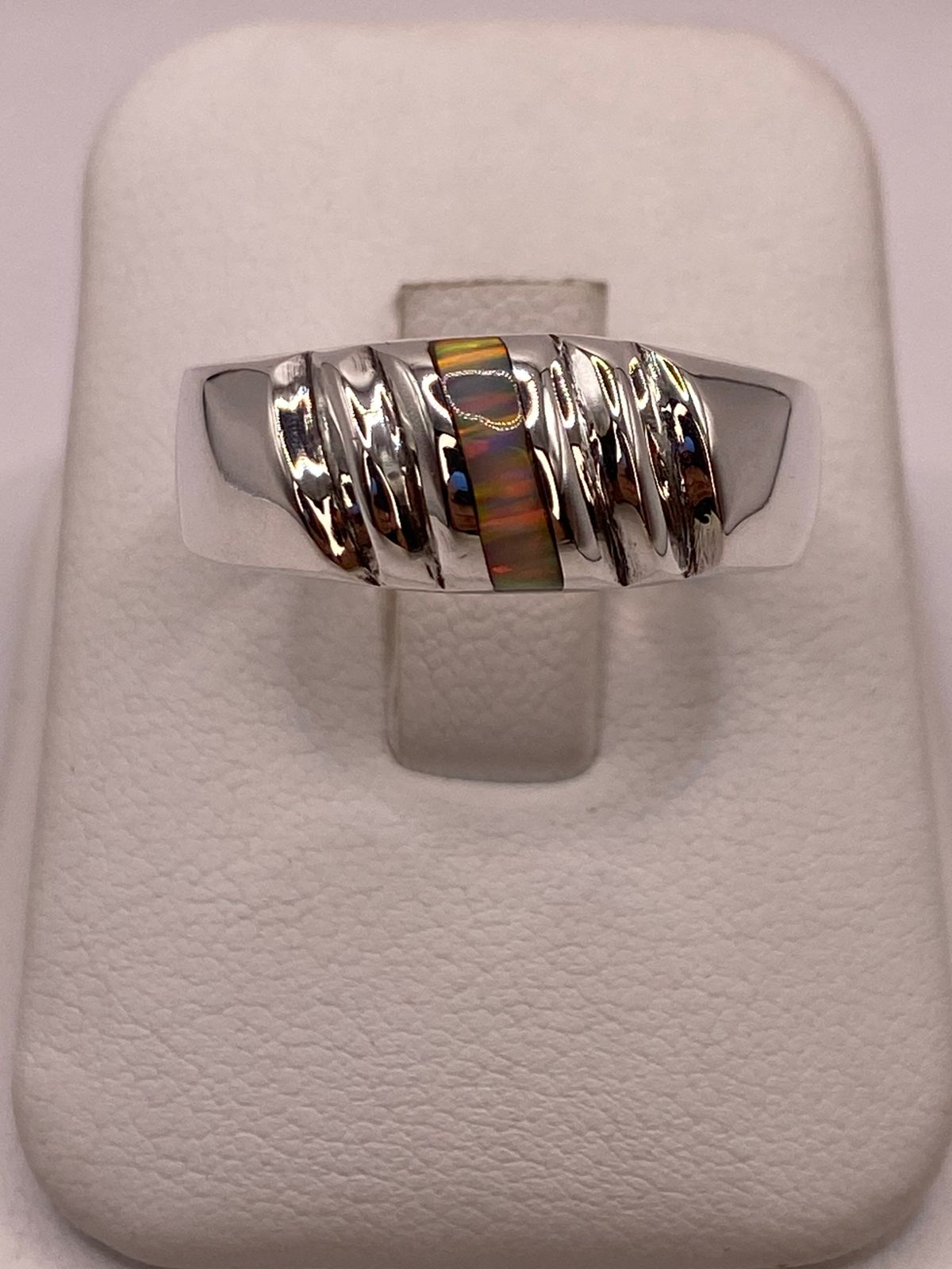 Anillo Plata Ley 925 con Ópalo de Fuego Diseño Contemporáneo, vista superior