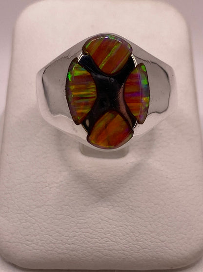 Anillo Plata Ley 925 con Ópalo de Fuego – Diseño Geométrico — ángulo diagonal