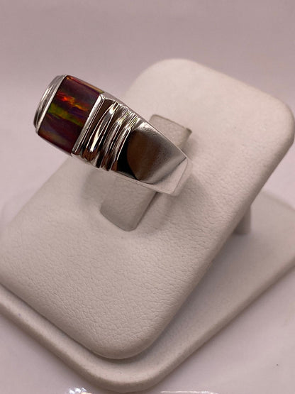 Anillo Plata Ley 925 con Ópalo de Fuego Diseño Moderno, vista lateral