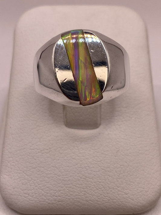 Anillo Plata Ley 925 Ópalo de Fuego Diseño Ovalado con Incrustación Diagonal — vista lateral