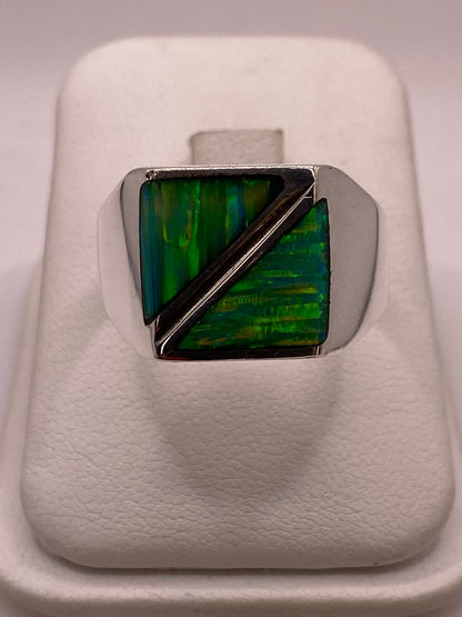 Anillo Plata Ley 925 con Ópalo de Fuego Diseño Contemporáneo Segmentado en báscula mostrando peso