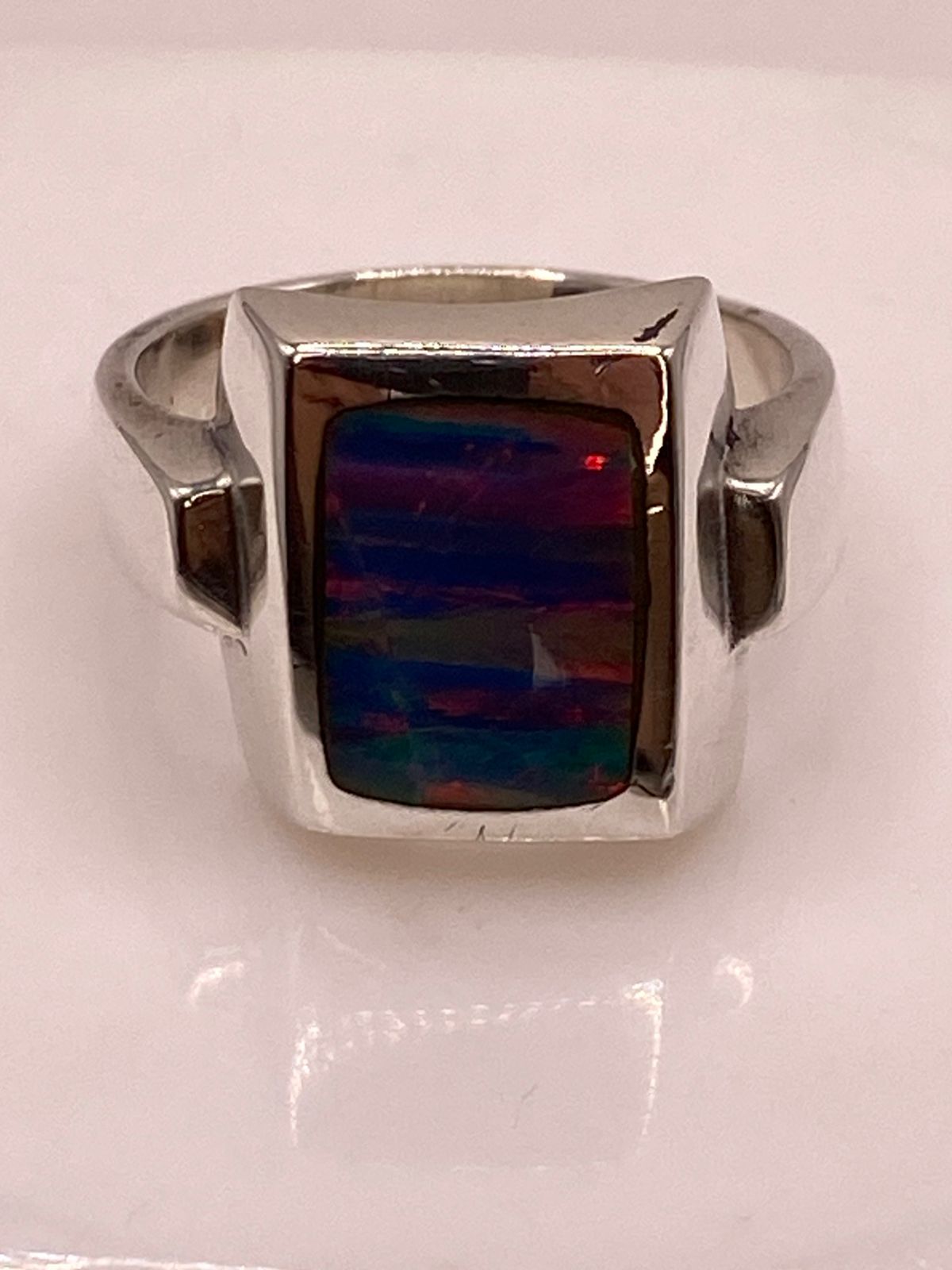 Anillo Plata Ley 925 con Ópalo de Fuego Multicolor Diseño Rectangular Moderno, vista superior