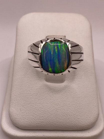 Anillo Plata Ley 925 con Ópalo de Fuego Diseño Moderno con Incrustación, vista de detalle