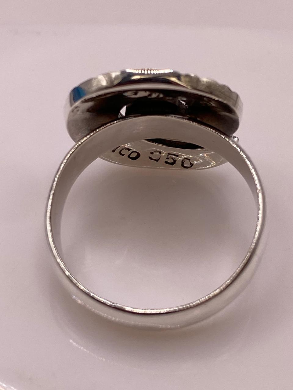Anillo Plata Ley 950 Diseño en Espiral e Incrustación de Ópalo de Fuego Verde, sello de autenticidad Plata Ley .925