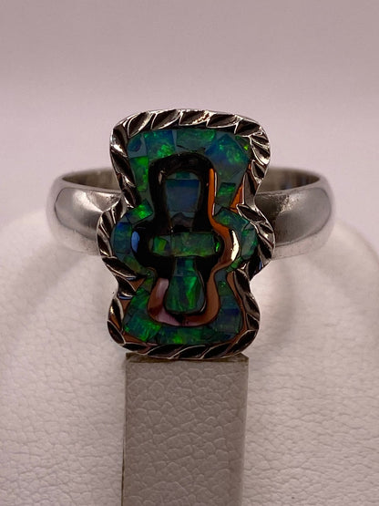 Anillo Plata Ley 950 con Ópalo de Fuego Diseño Artesanal de Cruz, sello de autenticidad Plata Ley .925