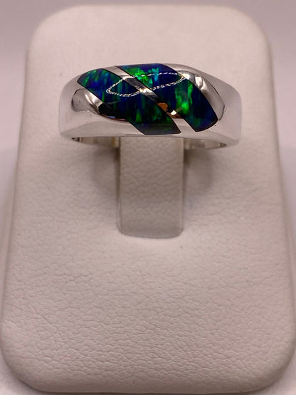 Anillo en Plata Ley 950 con Ópalo de Fuego Diseño Moderno Diagonal, vista frontal