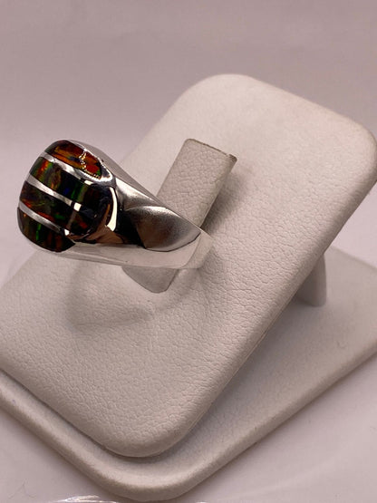 Anillo en Plata Ley 950 con Ópalo de Fuego Diseño Segmentado Artesanal, vista frontal