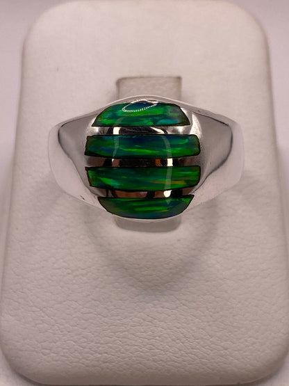 Anillo en Plata Ley 950 con Ópalo de Fuego Diseño Segmentado Moderno, vista frontal