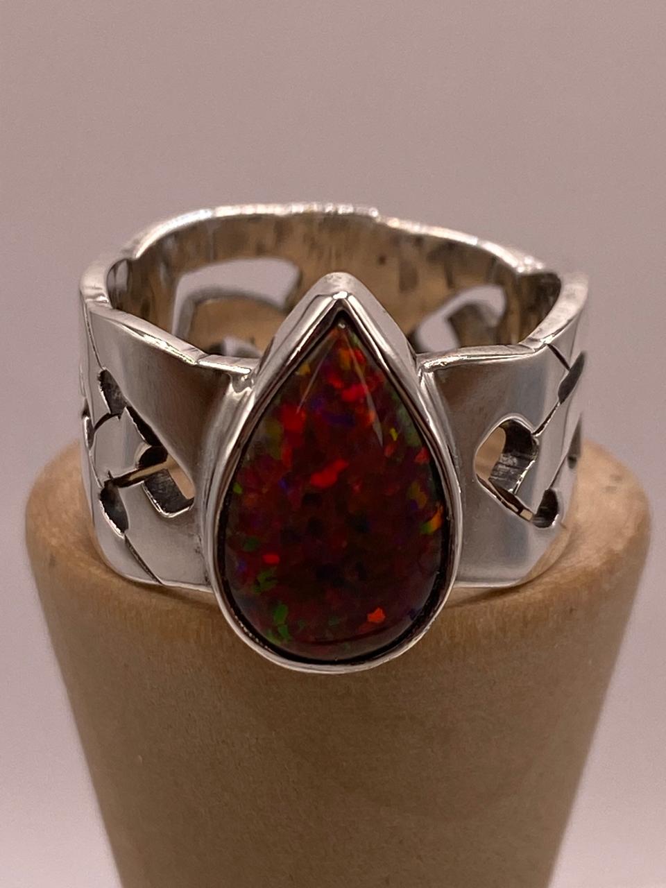 Anillo en Plata Ley 950 con Ópalo de Fuego en Forma de Gota, vista posterior