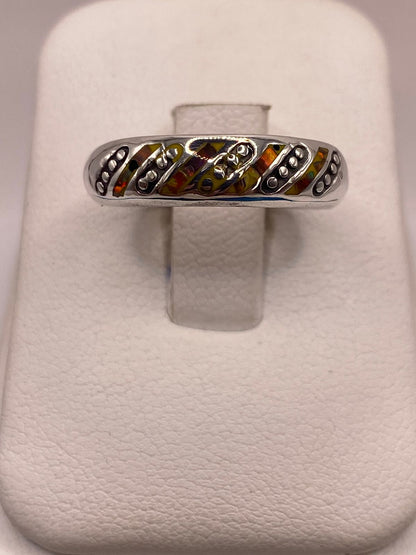 Anillo de Plata Ley 950 con Ópalo de Fuego Multicolor — ángulo diagonal