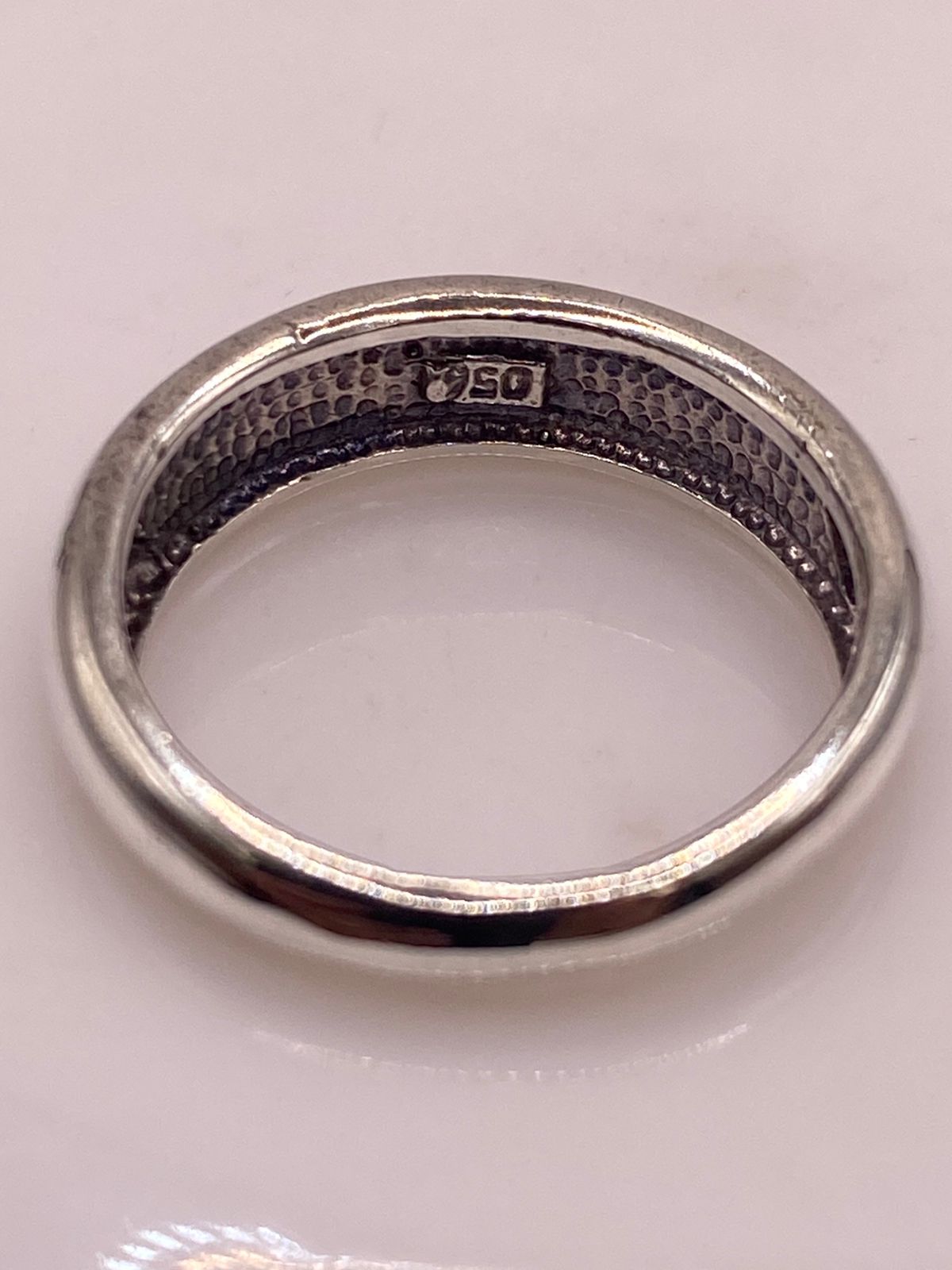 Anillo de Plata Ley 950 con Ópalo de Fuego Multicolor, sello de autenticidad Plata Ley .925