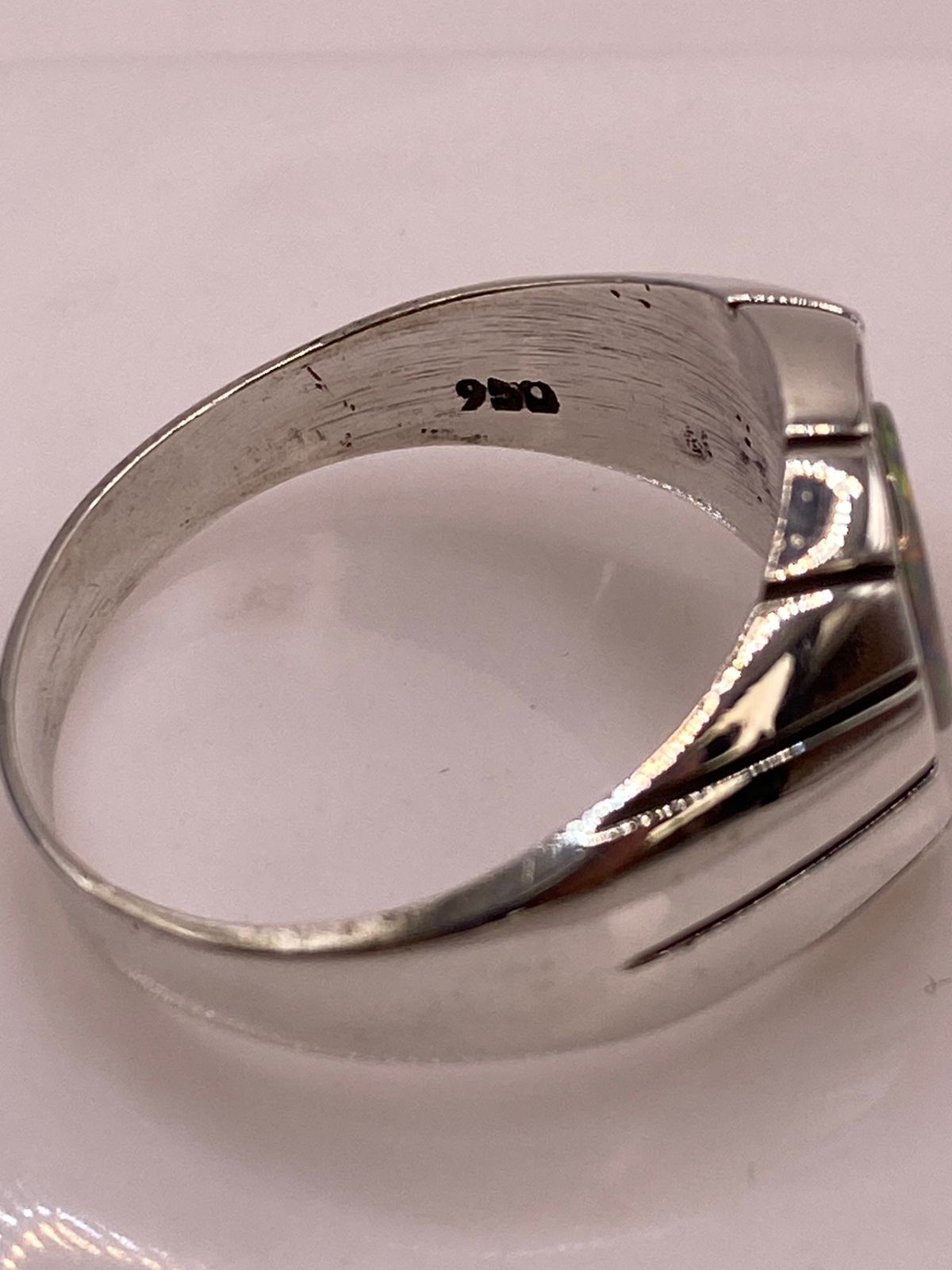 Anillo Plata Ley 950 con Piedra Ópalo de Fuego, sello de autenticidad Plata Ley .925