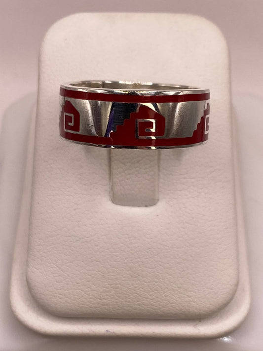 Anillo de Plata .925 con Coral Rojo – Diseño Geométrico Tradicional — vista lateral