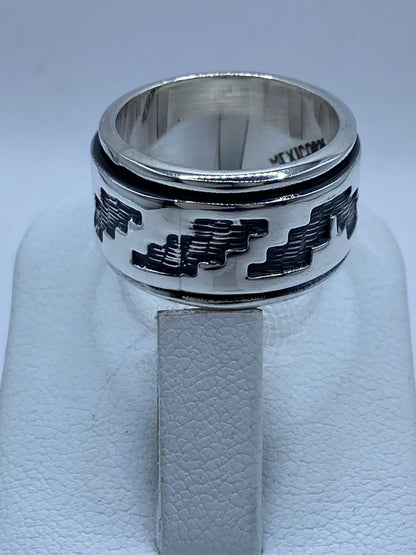 Anillo de Plata 925 con Diseño Greca Prehispánica, sello de autenticidad Plata Ley .925