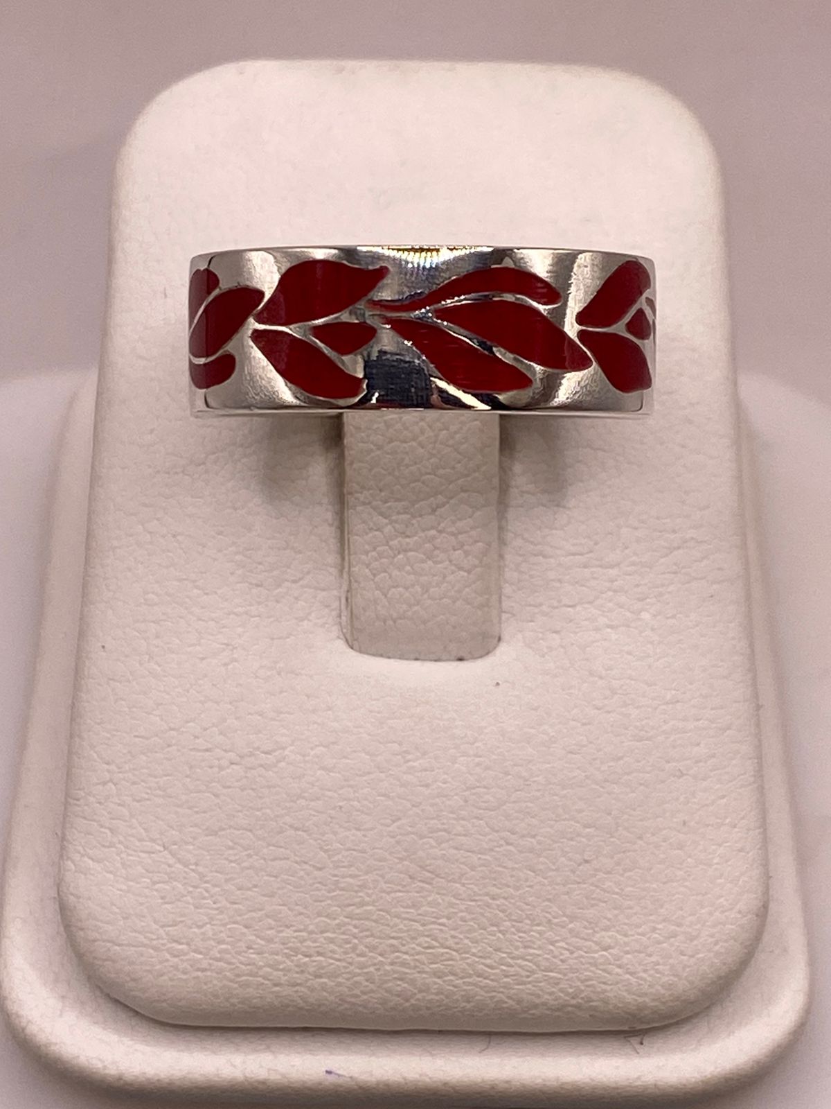 Anillo de Plata .925 con Diseño de Hojas Decorativas, sello de autenticidad Plata Ley .925