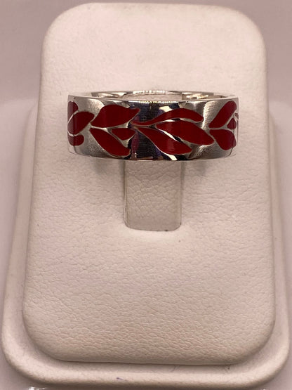 Anillo de Plata .925 con Diseño de Hojas Decorativas, vista lateral