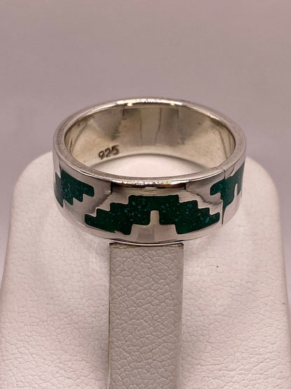 Anillo de Plata .925 con Incrustación de Malaquita – Diseño Geométrico, sello de autenticidad Plata Ley .925