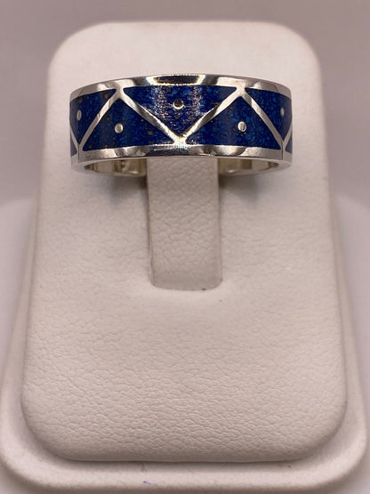 Anillo de Plata .925 con Lapislázuli – Diseño Geométrico — vista lateral