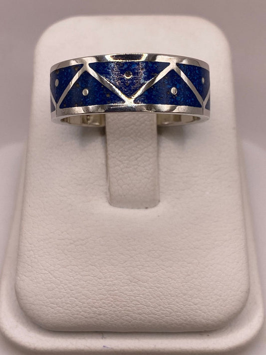 Anillo de Plata .925 con Lapislázuli – Diseño Geométrico — vista lateral