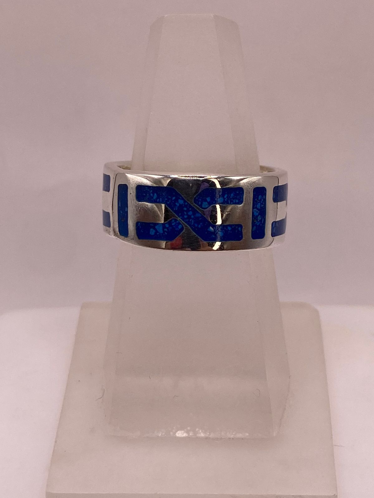 Anillo de Plata .925 con Lapislázuli – Diseño Geométrico, vista lateral