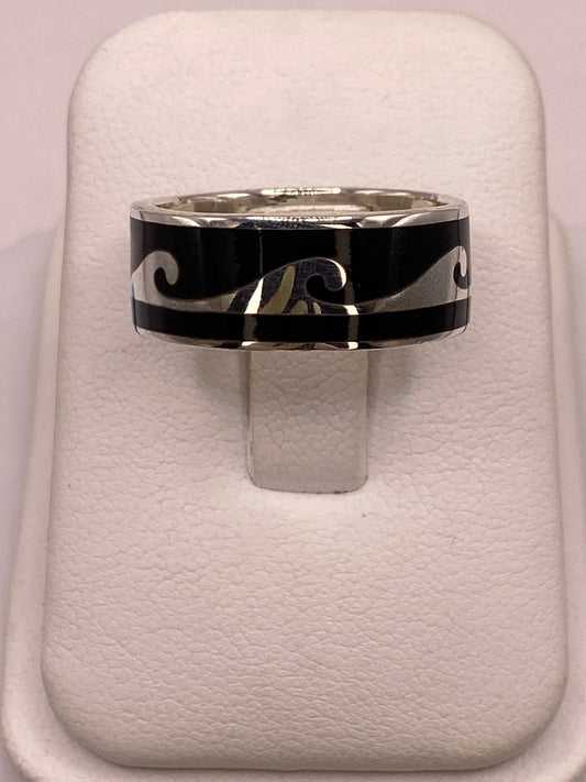 Anillo de Plata .925 con Obsidiana y Diseño de Ola — vista lateral