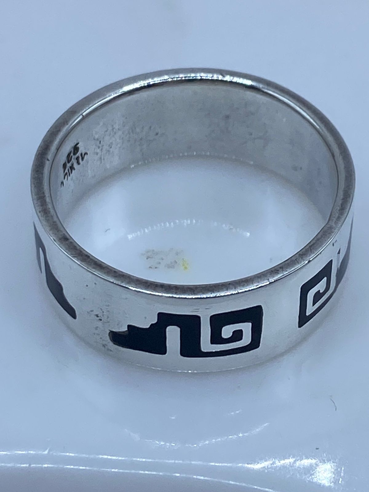 Anillo de Plata .925 con Ónix y Greca Ancestral, sello de autenticidad Plata Ley .925