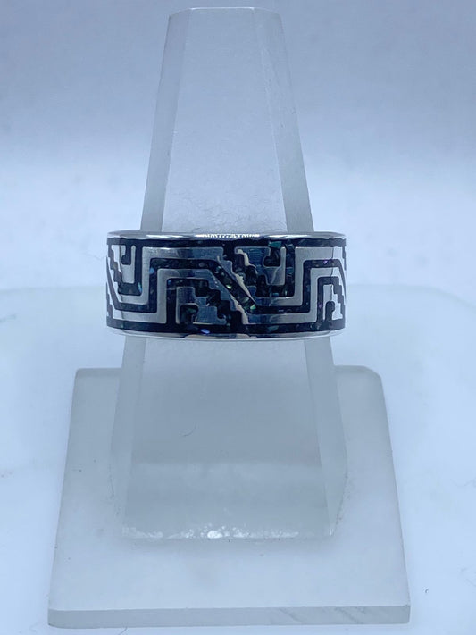Anillo de Plata .925 con Ónix y Greca Imperial — vista lateral