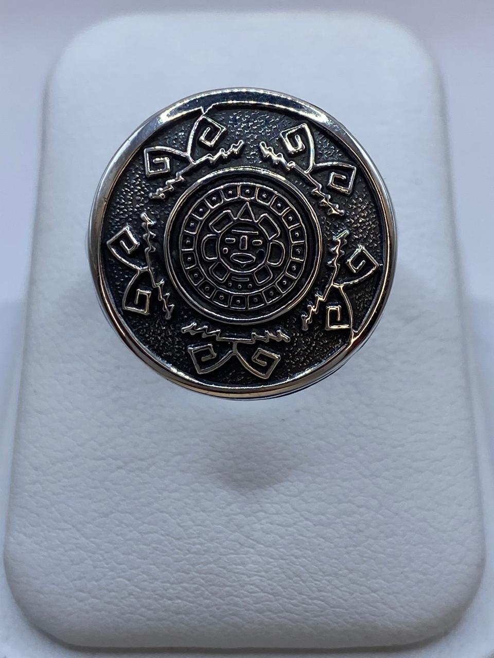 Anillo Redondo Calendario Azteca en Plata .925 – Diseño Prehispánico — vista lateral