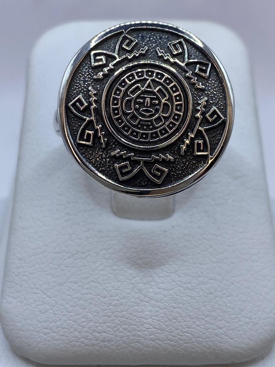 Anillo Redondo Calendario Azteca en Plata .925 – Diseño Prehispánico, vista frontal