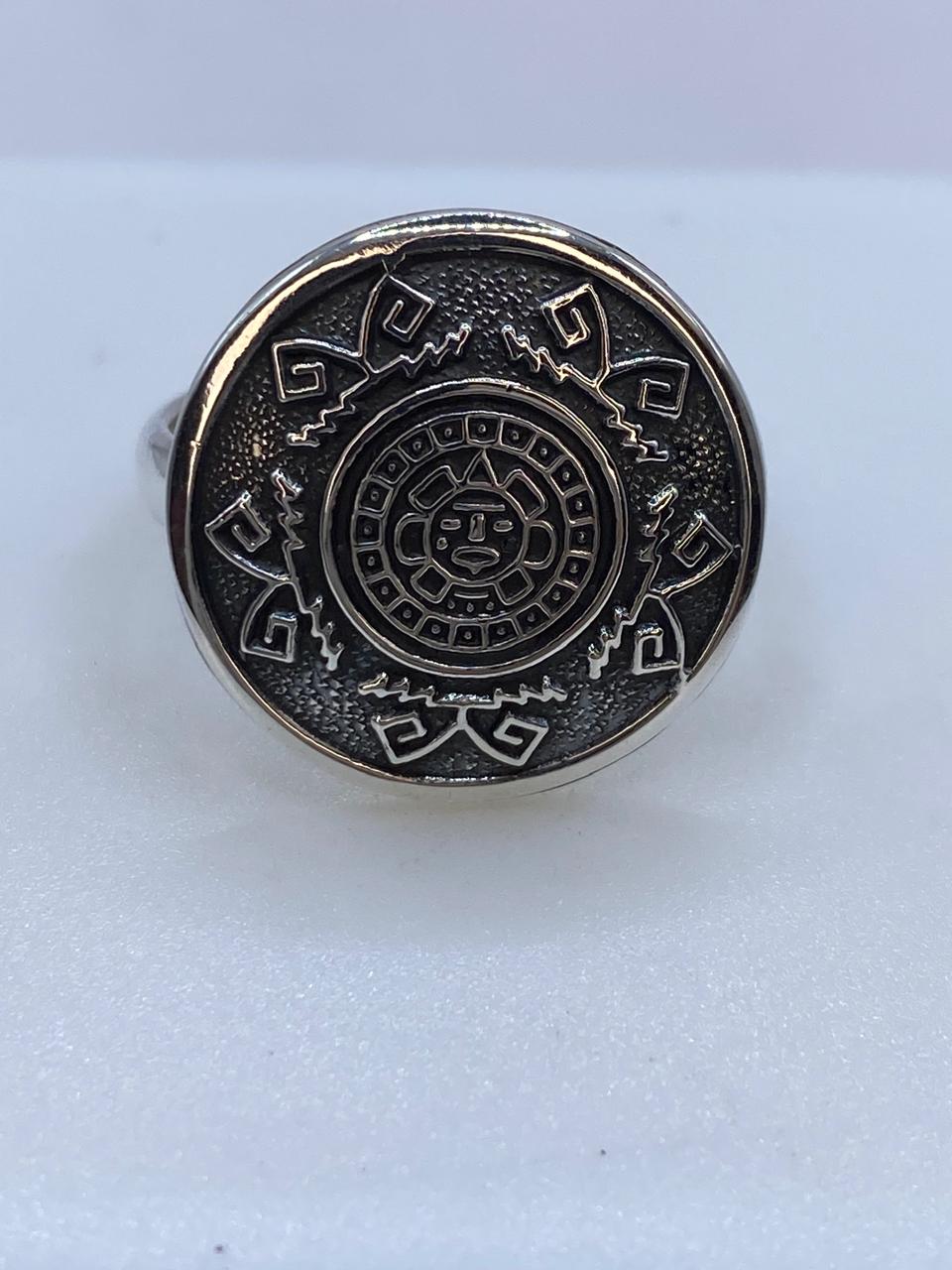 Anillo Redondo Calendario Azteca en Plata .925 – Diseño Prehispánico, vista lateral