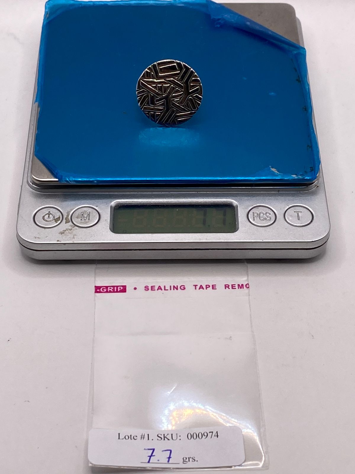 Anillo Redondo Grabado de Plata Ley .925, peso en gramos (báscula)