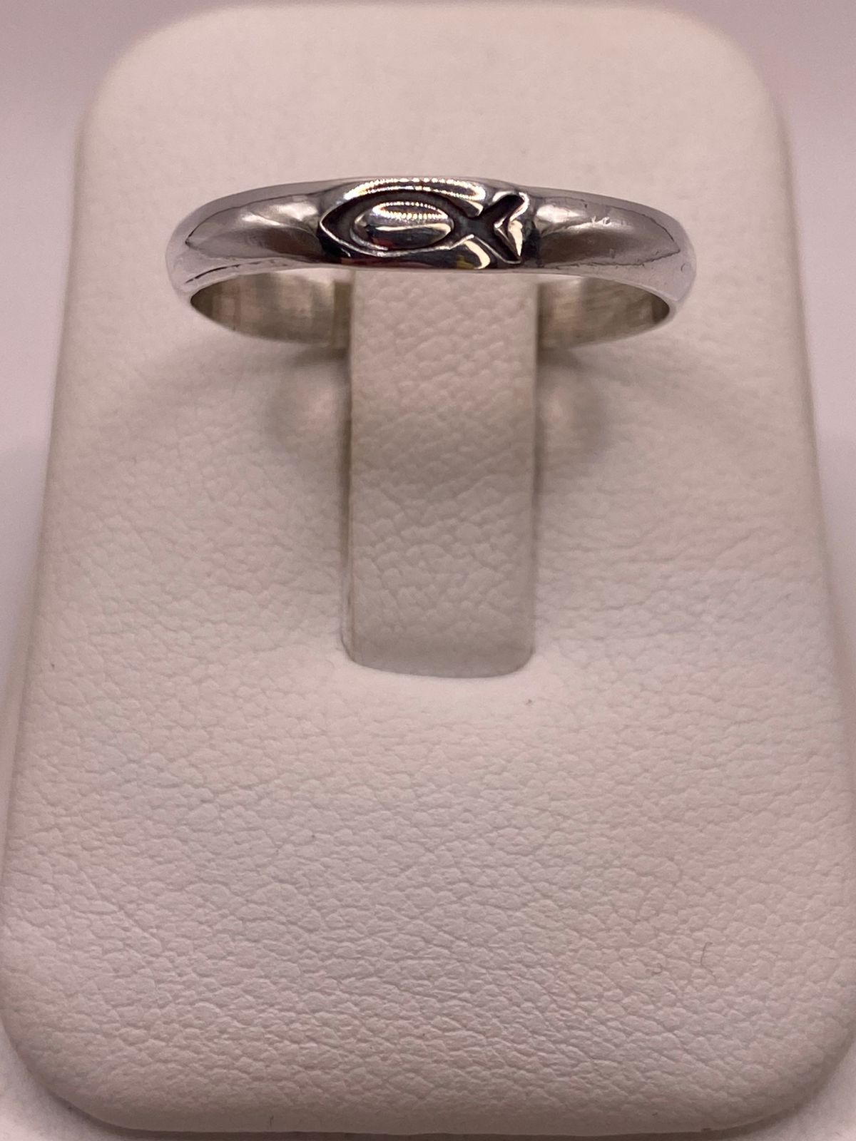 Anillo con Símbolo de Pez (ichthys) en Plata .925, vista frontal