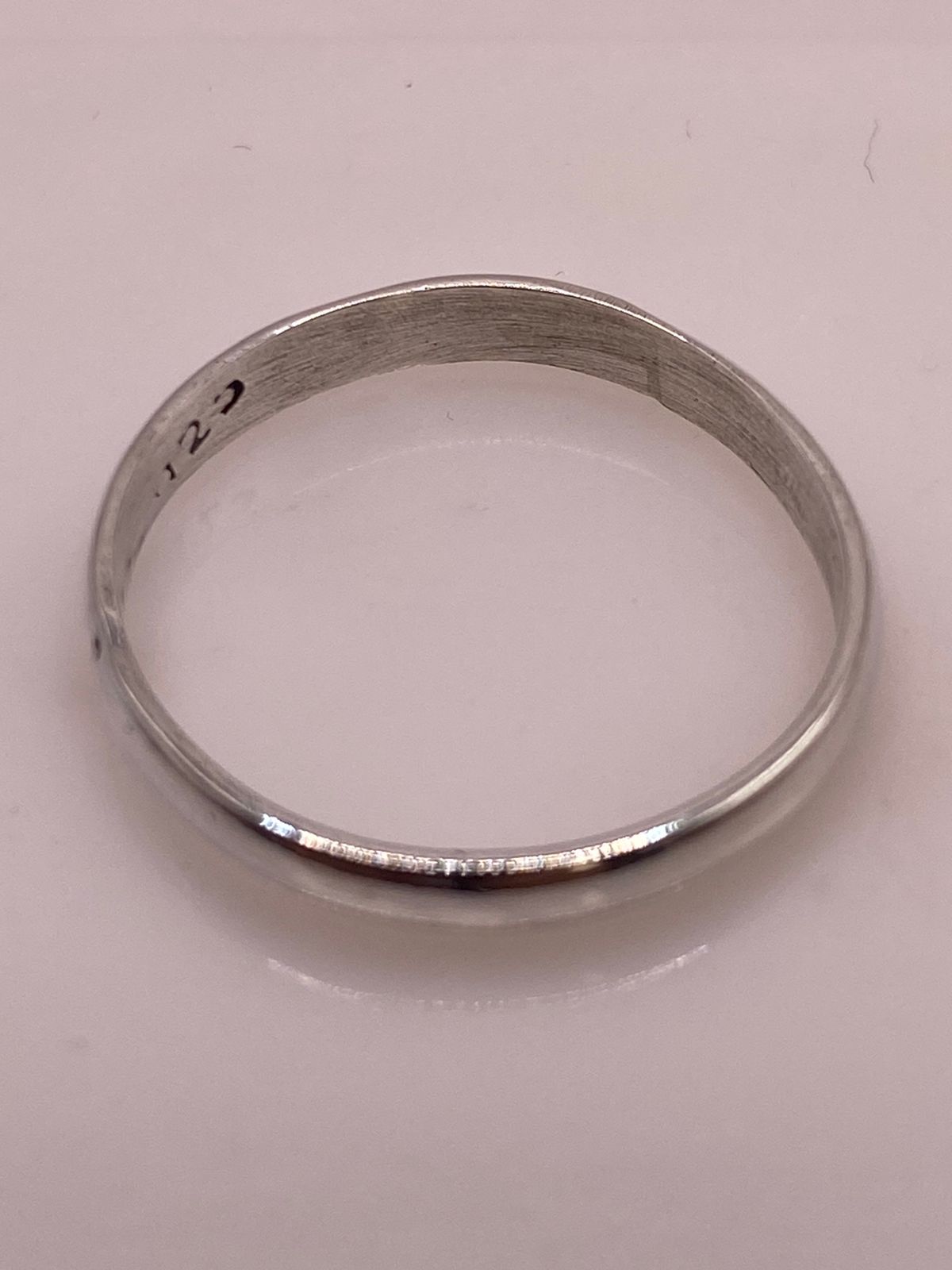 Anillo con Símbolo de Pez (ichthys) en Plata .925, sello de autenticidad Plata Ley .925