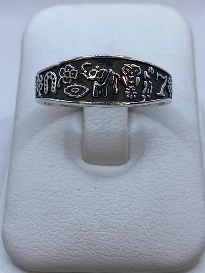 Anillo Símbolos de la Suerte en Plata .925, vista frontal