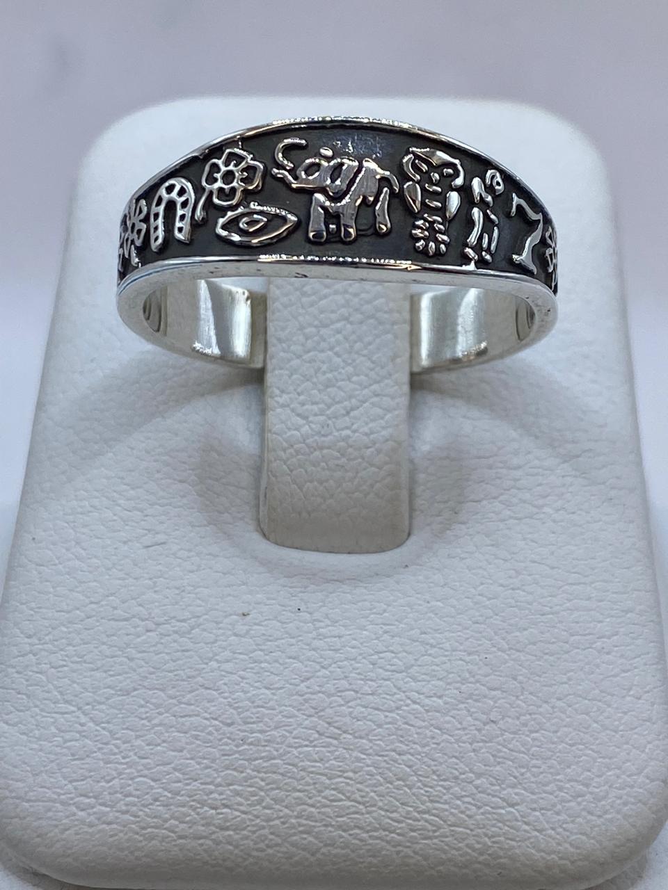Anillo Símbolos de la Suerte en Plata .925 — ángulo diagonal