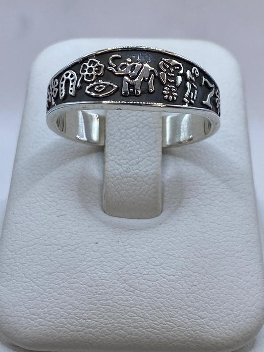 Anillo Símbolos de la Suerte en Plata .925 — ángulo diagonal