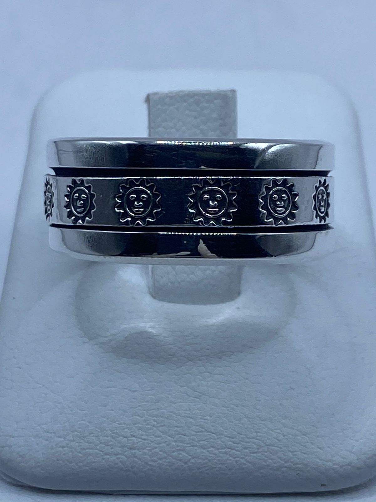 Anillo Spinner de Plata .925 con Diseño de Soles