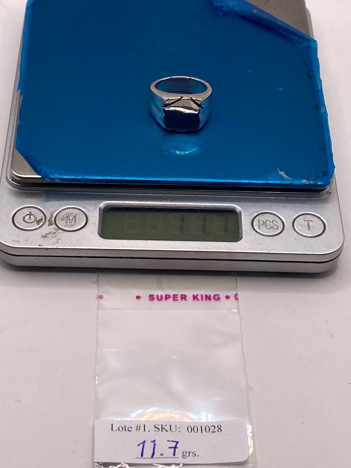 Anillo Tipo Sello Geométrico en Plata .925, peso en gramos (báscula)