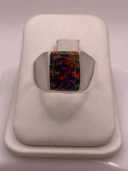 Anillo Tipo Sello con Ópalo de Fuego en Plata .925, vista frontal