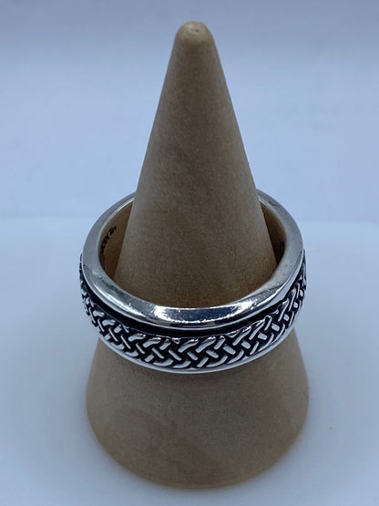 Anillo Trenzado de Plata 925 con Diseño Entrelazado — vista lateral