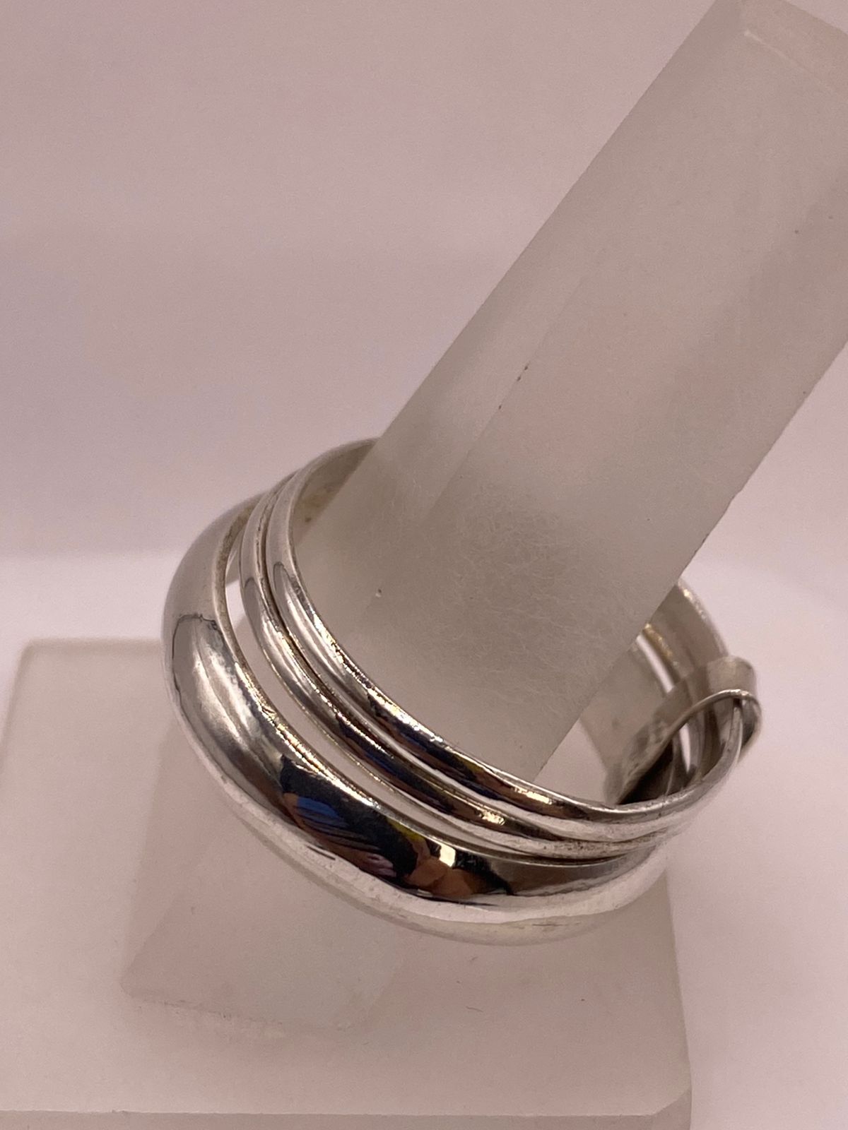Anillo Triple Entrelazado de Argollas Lisas en Plata .925, vista superior