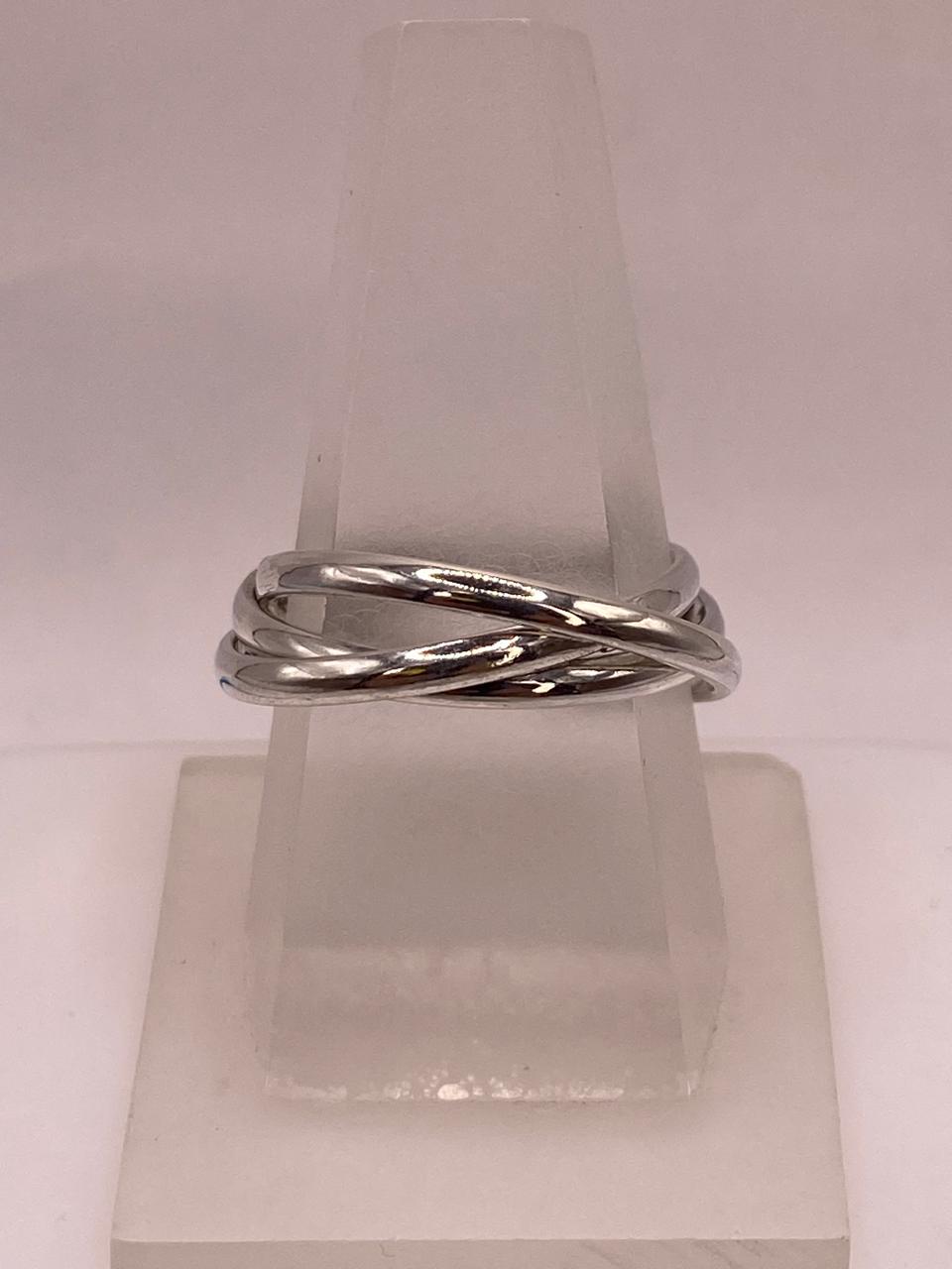 Anillo Triple Entrelazado “fin de Semana” en Plata .925, vista de detalle