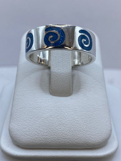 Anillo Turquesa con Espirales Caladas en Plata .925, vista frontal