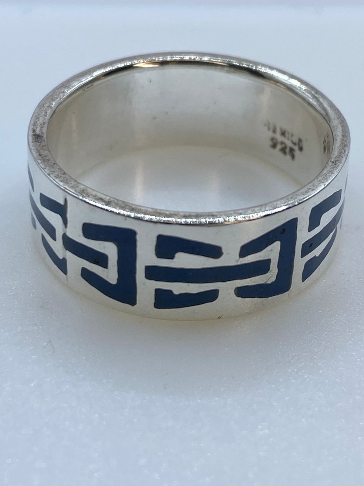 Anillo de Turquesa con Greca Horizontal en Plata .925, sello de autenticidad Plata Ley .925