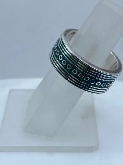 Anillo Banda Contemporánea en Plata .925 con Malaquita Natural, sello de autenticidad Plata Ley .925