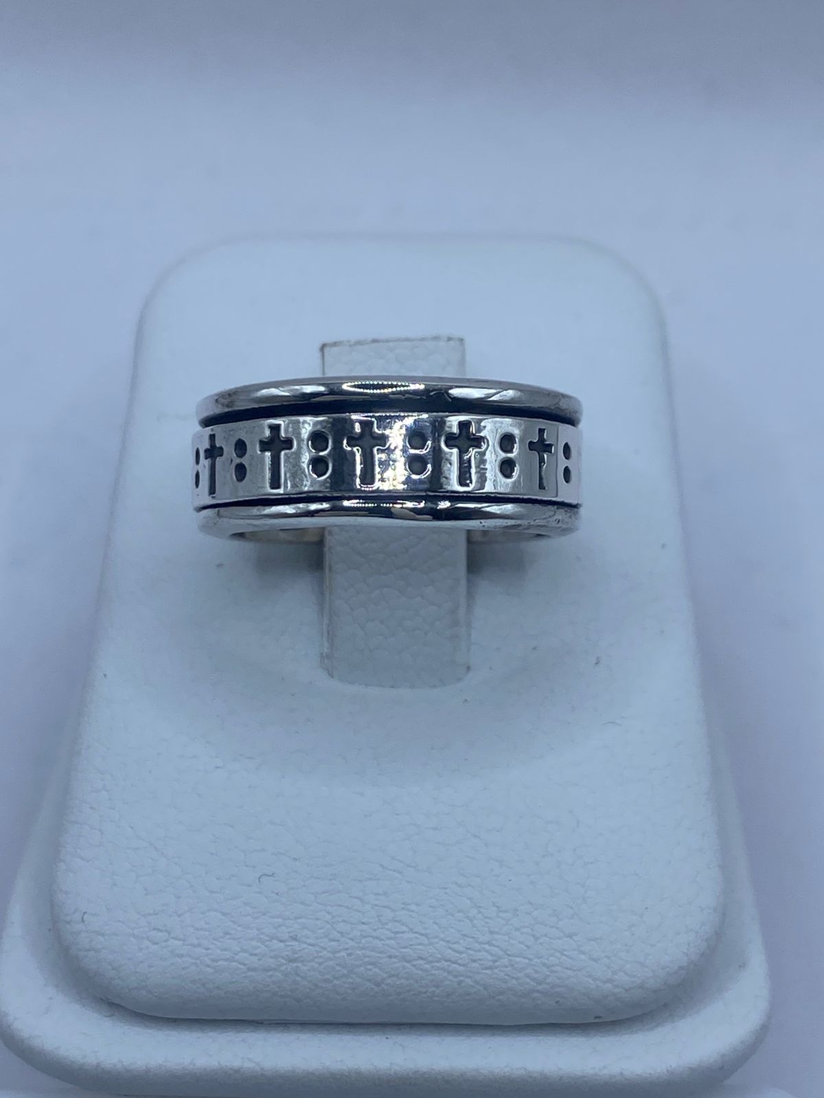 Anillo Giratorio de Plata 925 con Cruces Grabadas
