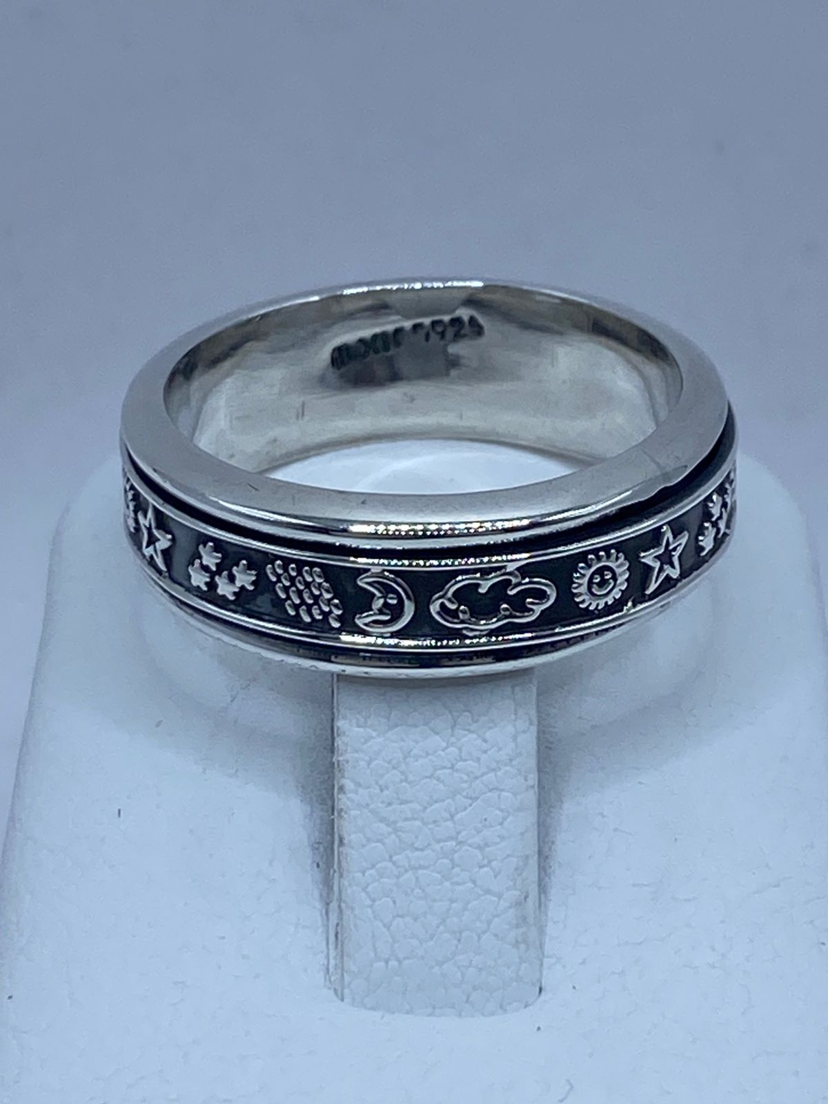 Anillo Giratorio de Plata 925 con Símbolos Celestiales Luna y Sol — Antiestrés Artesanal Taxco, sello de autenticidad Plata Ley .925